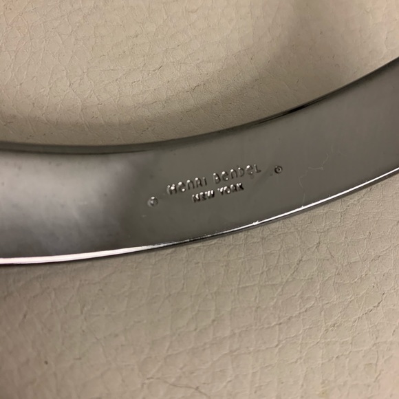 TRADE: Henri Bendel Choker - Picture 8 of 8